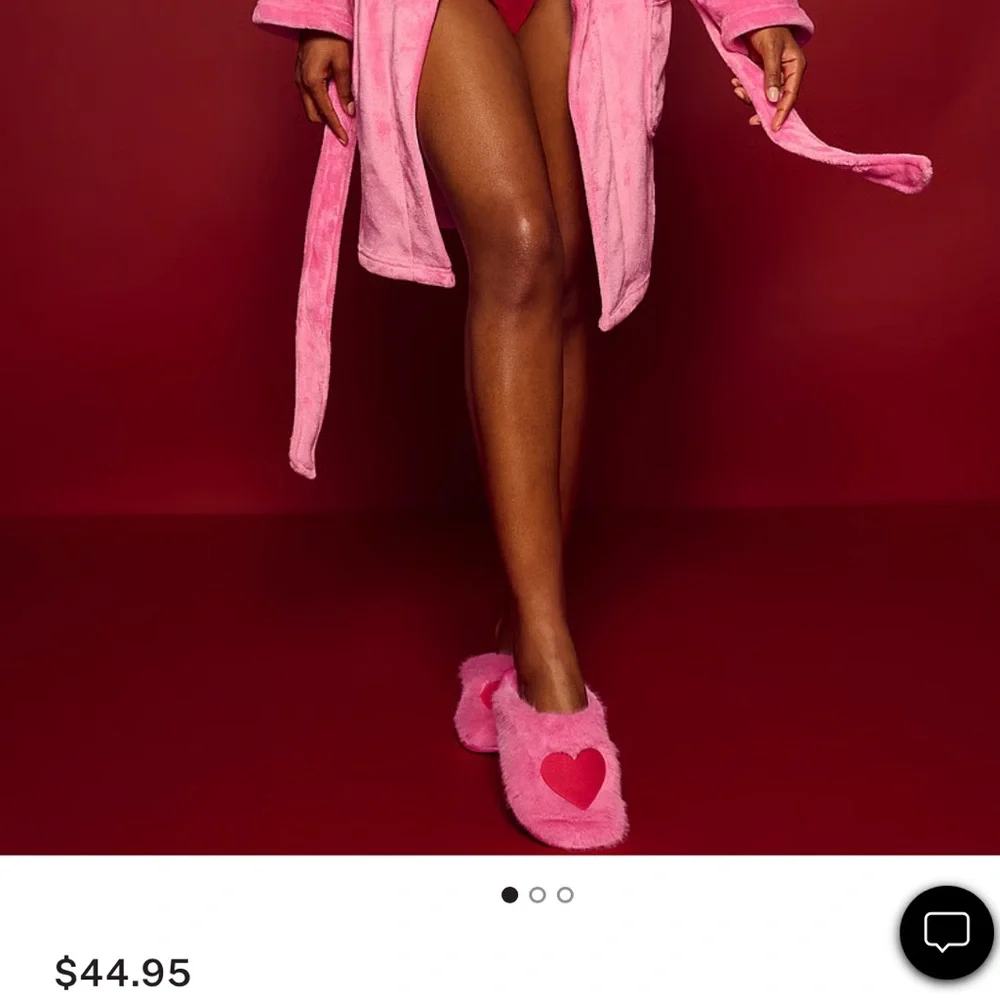 Victoria’s Secret slippers 💖 - Picture 4 of 4